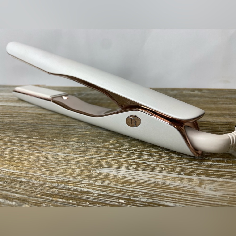 T3Smooth ID 1" Flat Iron with Touch Interface